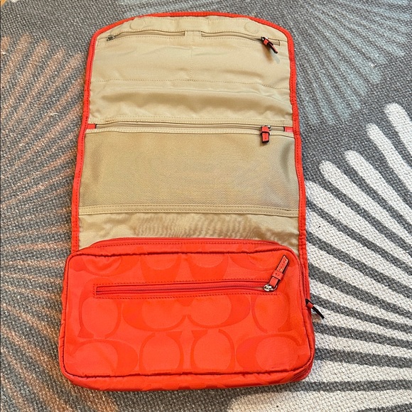 COACH ORANGE HANGING TOILETRY/COSMETICS BAG - Picture 2 of 13